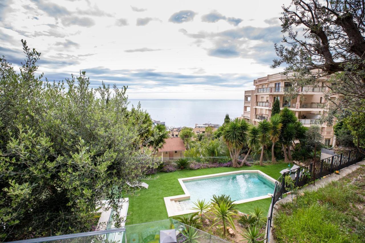 Mont Des Olives - Cap D'ail- App7 *